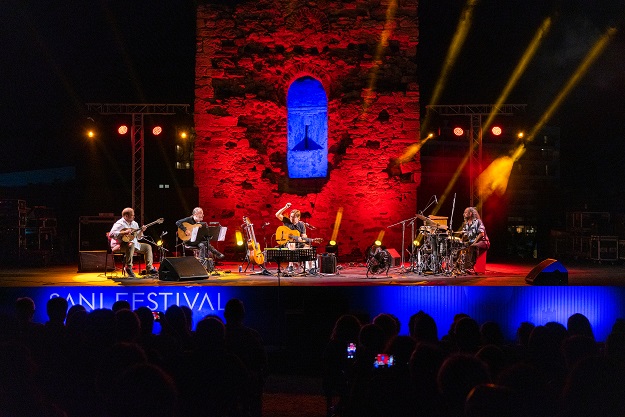 al_di_meola.jpg al_di_meola.jpg