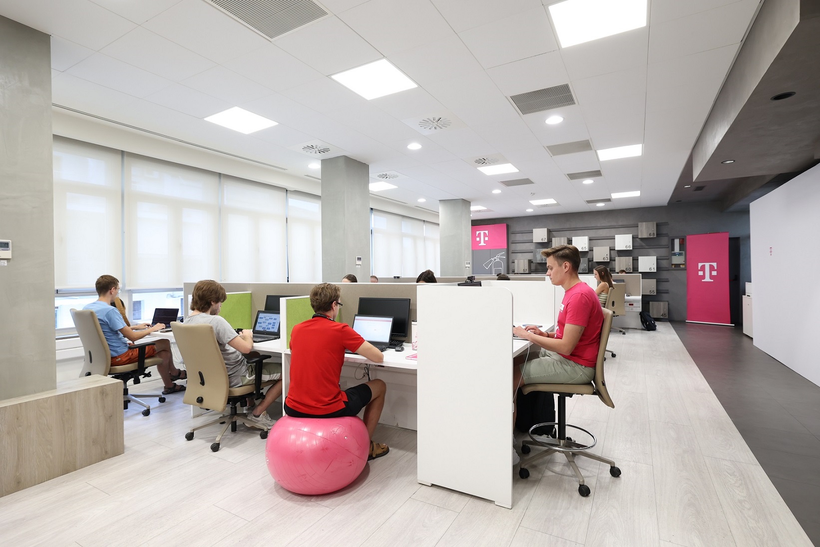 deutsche-telekom_it-thessaloniki-1.jpg deutsche-telekom_it-thessaloniki-1.jpg