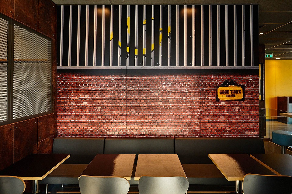 mcdonalds-west_3.jpg mcdonalds-west_3.jpg