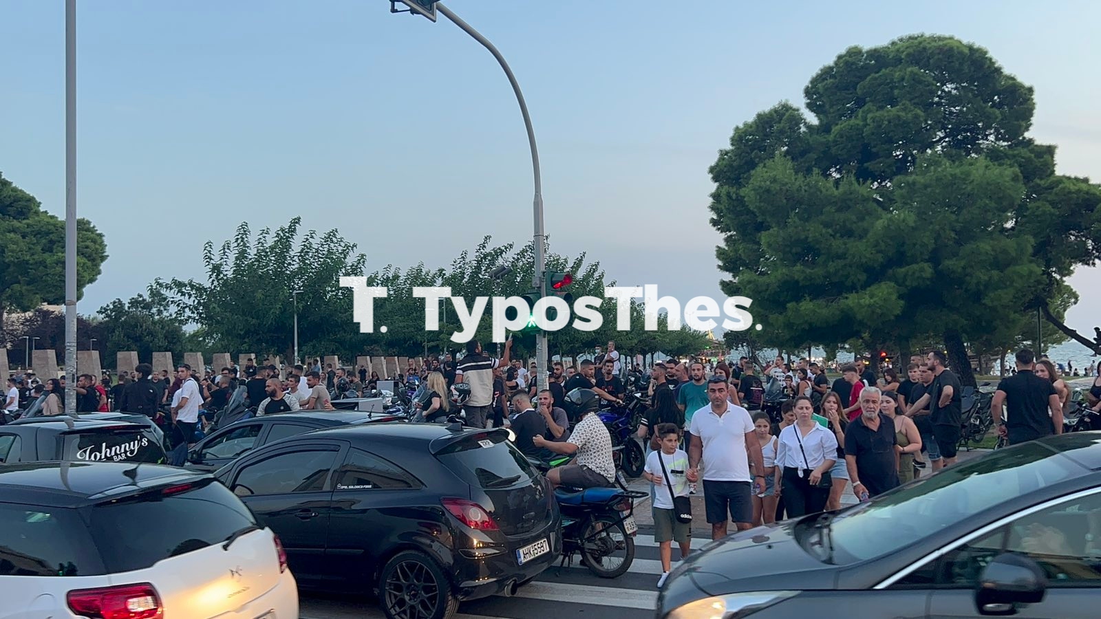 streetthug1.jpg streetthug1.jpg