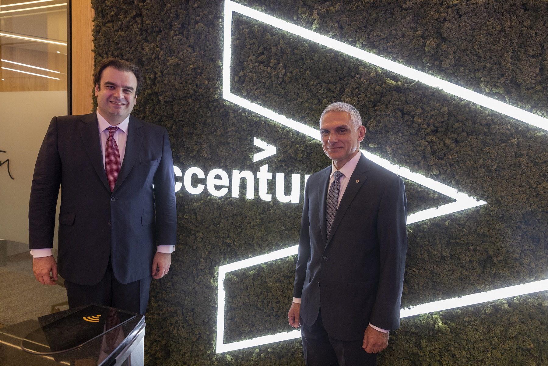 accenture-thessaloniki-opening3.jpg accenture-thessaloniki-opening3.jpg