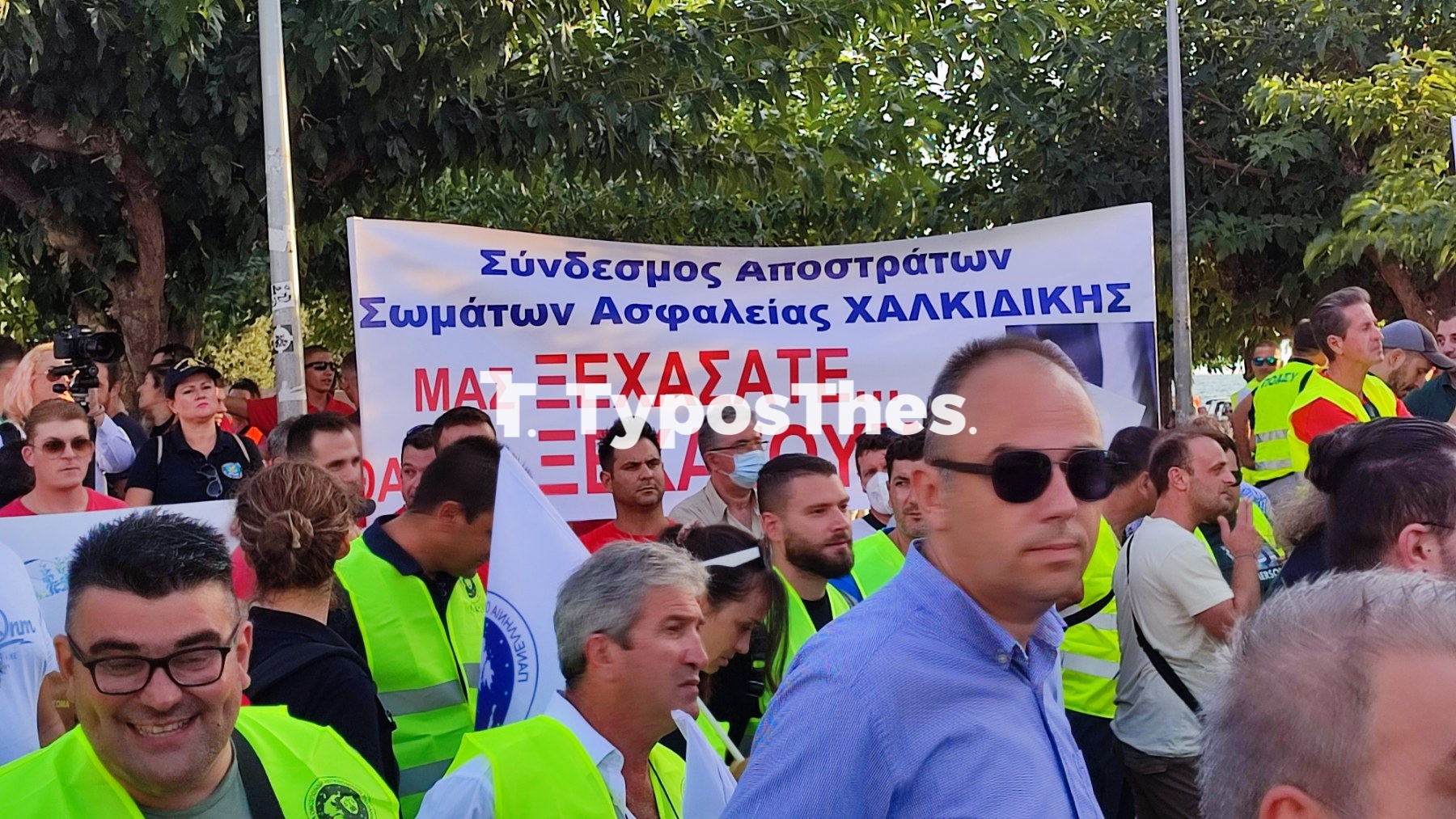 enstoloi12.jpg enstoloi12.jpg