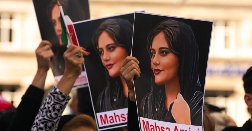 mahsa.jpg mahsa.jpg