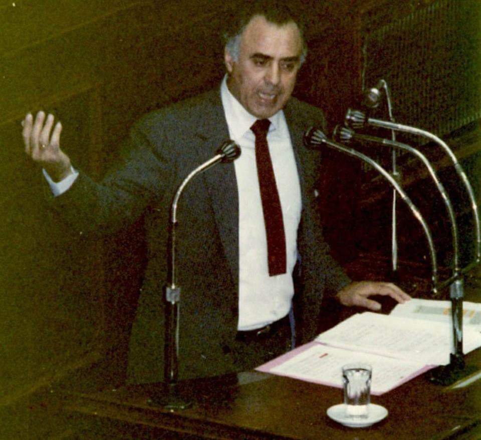tsiouplakis.jpg tsiouplakis.jpg