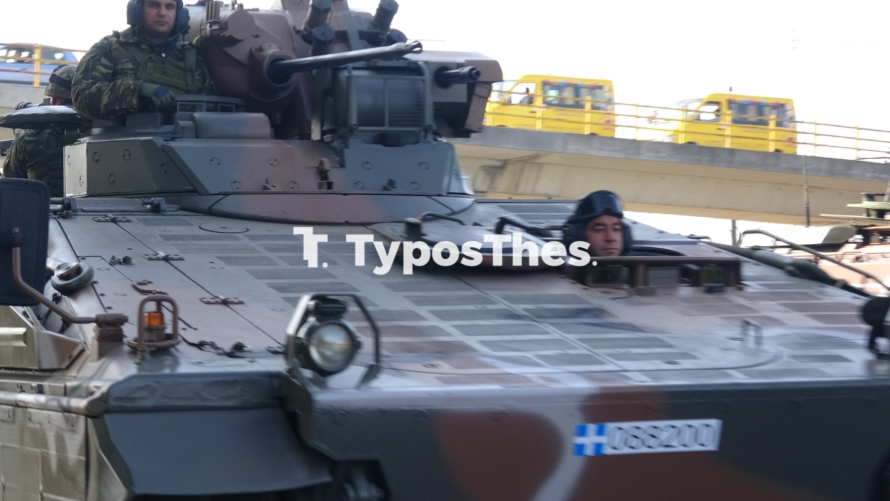 armata4.jpg armata4.jpg