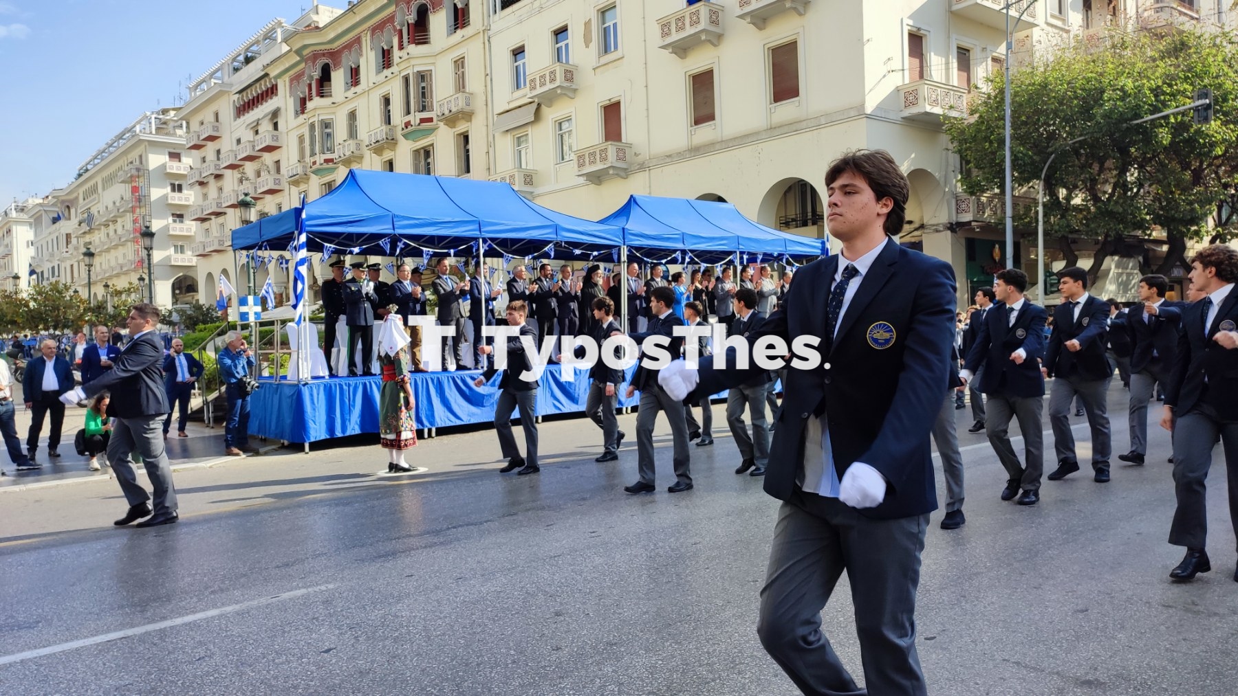mathitiki-parelasi15.jpg mathitiki-parelasi15.jpg