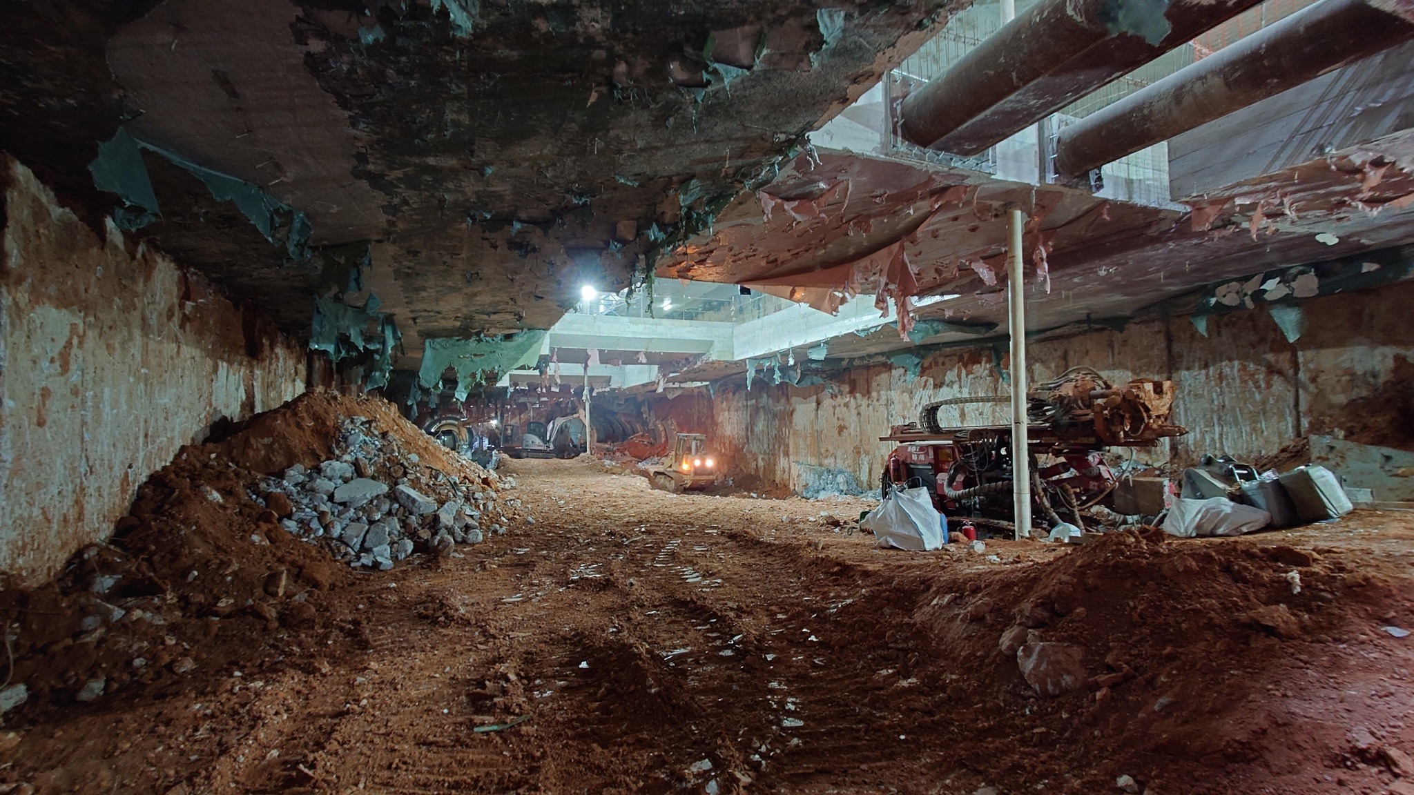 metro3.jpg metro3.jpg