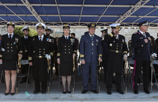 parelasi_athina_2.png parelasi_athina_2.png