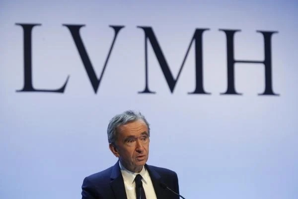 arnault.jpg arnault.jpg