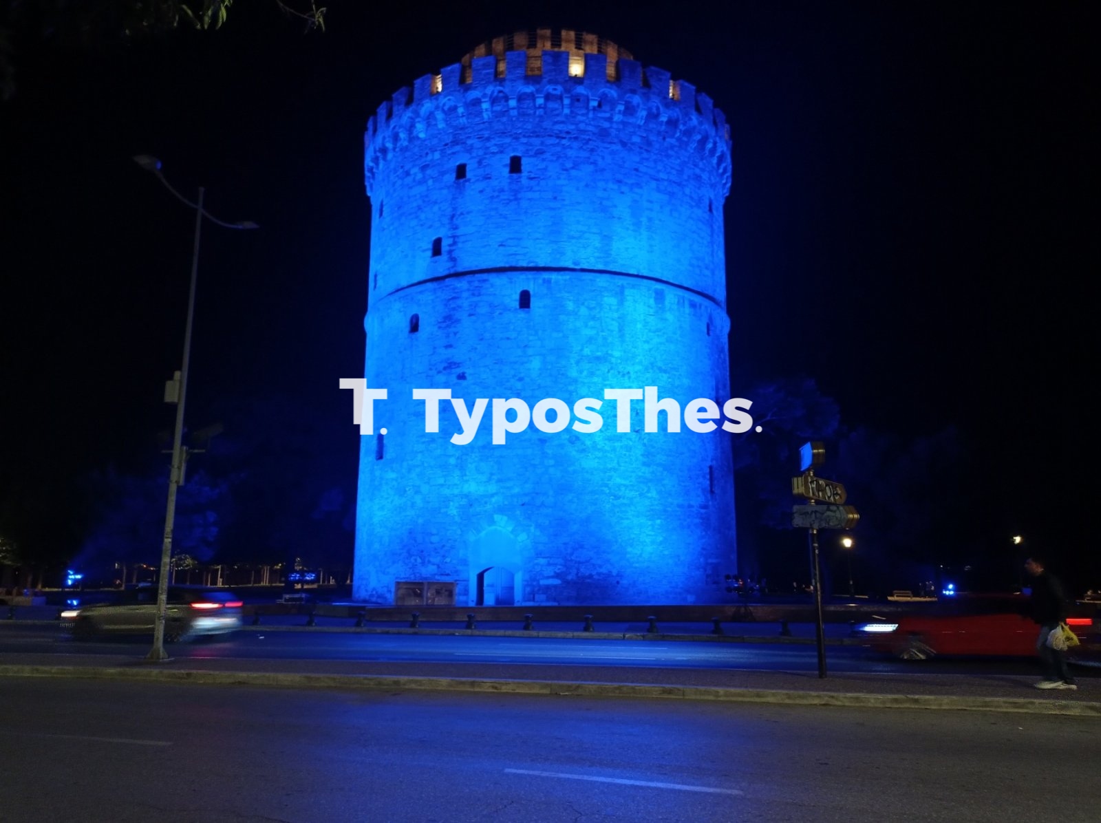 leukos.jpg leukos.jpg