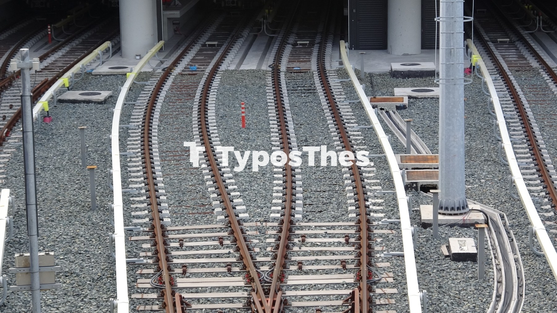mtro9.jpg mtro9.jpg