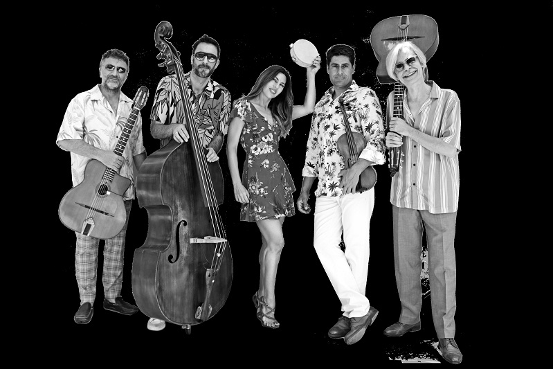 gadjo_dilo_poster_cropped_bw.jpg gadjo_dilo_poster_cropped_bw.jpg