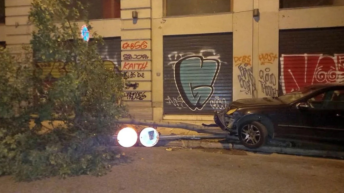 troxaio_athina_dentro_1.jpg troxaio_athina_dentro_1.jpg