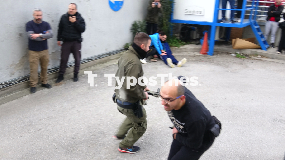 askisi_astynomia_12.jpg askisi_astynomia_12.jpg