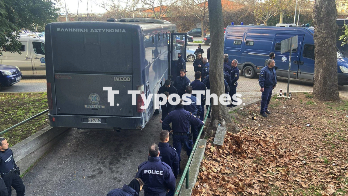 katigoroumenoi_alkis_2.jpg katigoroumenoi_alkis_2.jpg