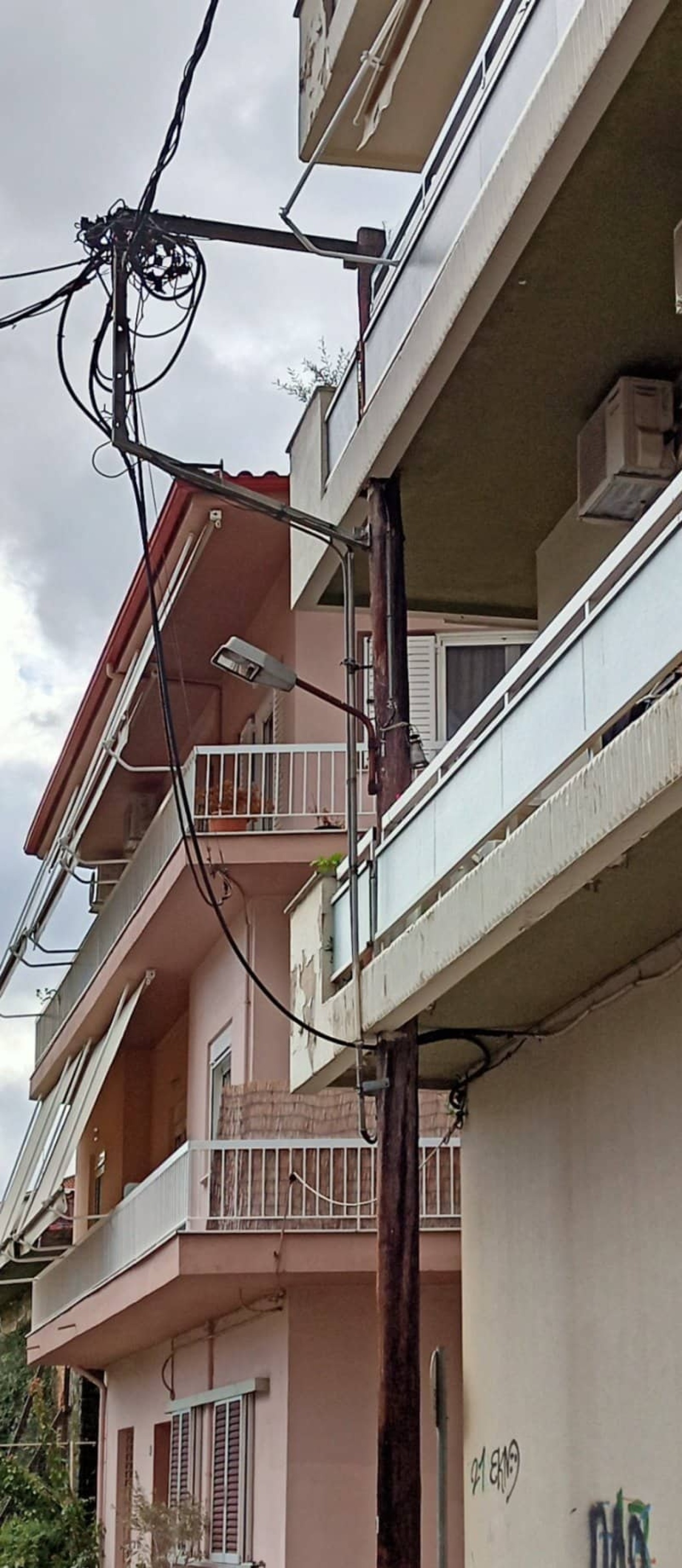 kolona3.jpg kolona3.jpg