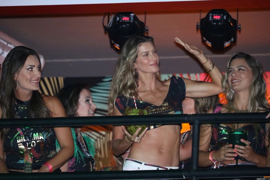 gisele_karnabali_2.jpg gisele_karnabali_2.jpg