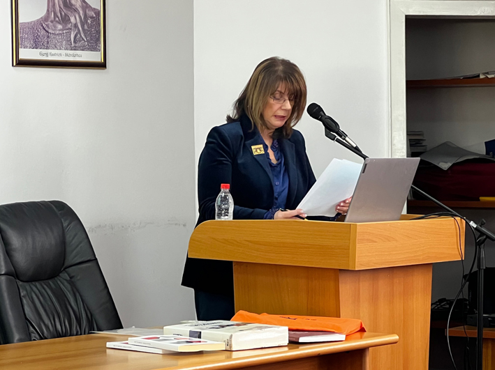 mera_ellinikis_glossas.jpg mera_ellinikis_glossas.jpg