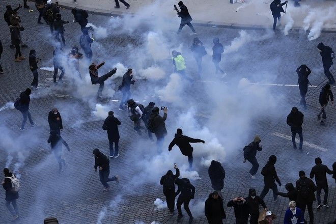 france-2.jpg france-2.jpg