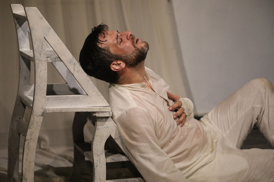 halepas_theatro_3.jpg halepas_theatro_3.jpg