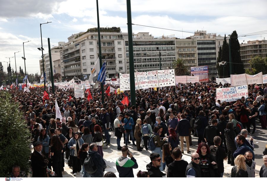 syntagma-tempi2.jpg syntagma-tempi2.jpg