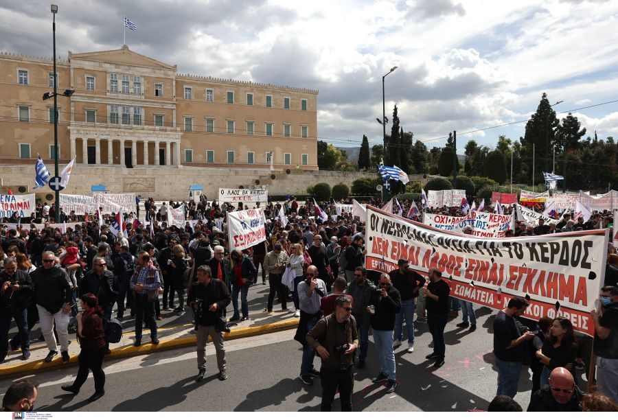 syntagma-tempi3.jpg syntagma-tempi3.jpg