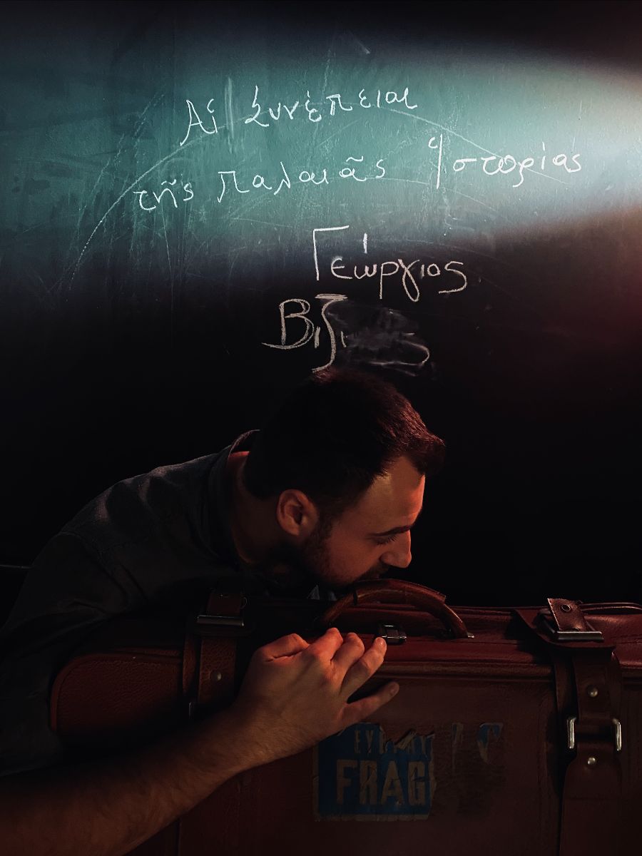 bizyinos_theatro.jpg bizyinos_theatro.jpg