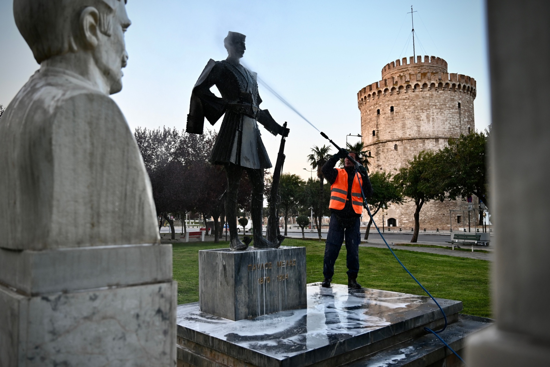 katharismos_leykos_pyrgos_7.jpg katharismos_leykos_pyrgos_7.jpg