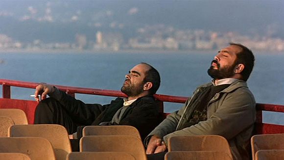 los-lunes-al-sol-2002-luis-tosar-y-javier-bardem-1548971326.jpg los-lunes-al-sol-2002-luis-tosar-y-javier-bardem-1548971326.jpg