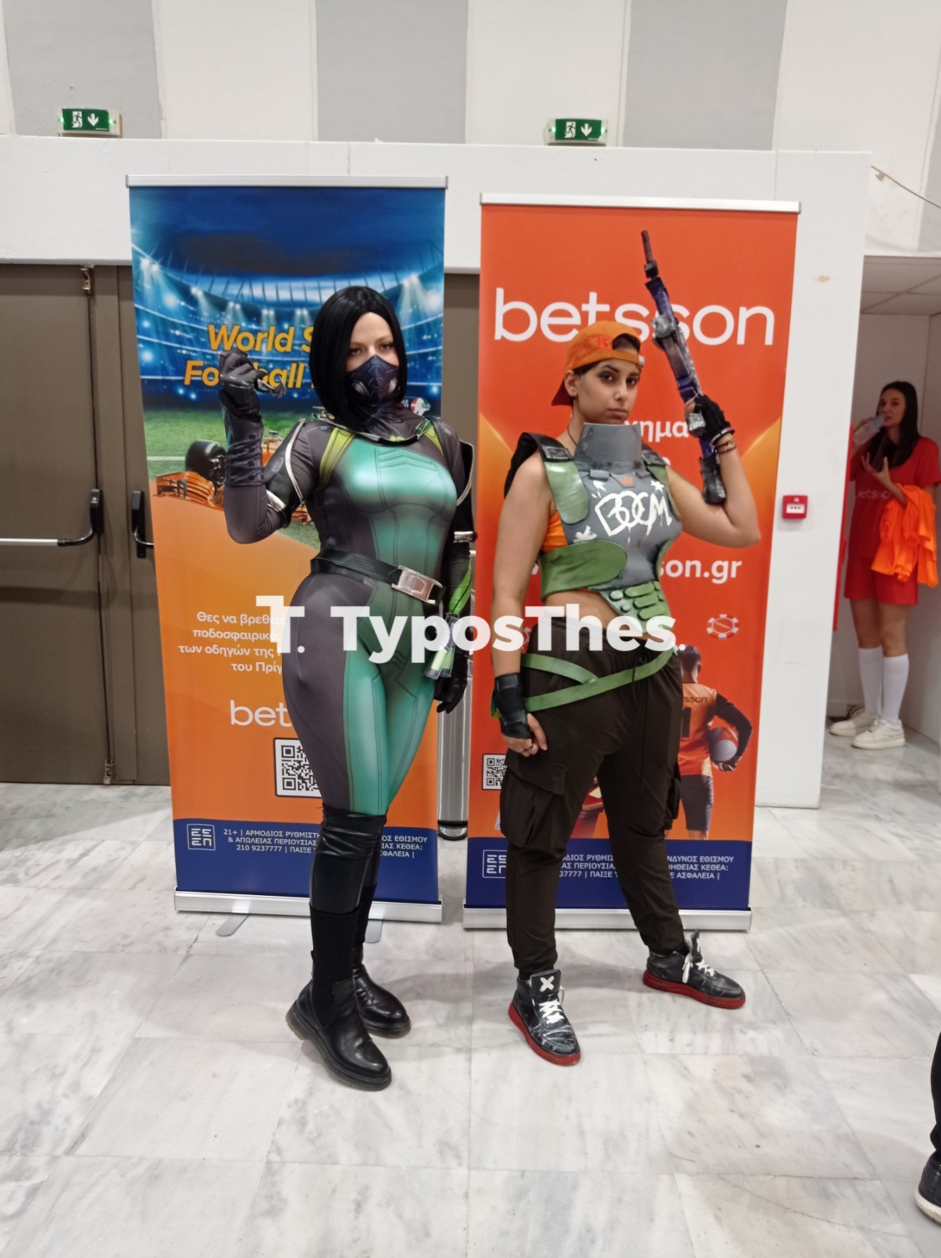 comicon1_1.jpg comicon1_1.jpg