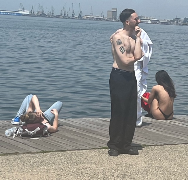 garmanoi_touristes_1.jpeg garmanoi_touristes_1.jpeg