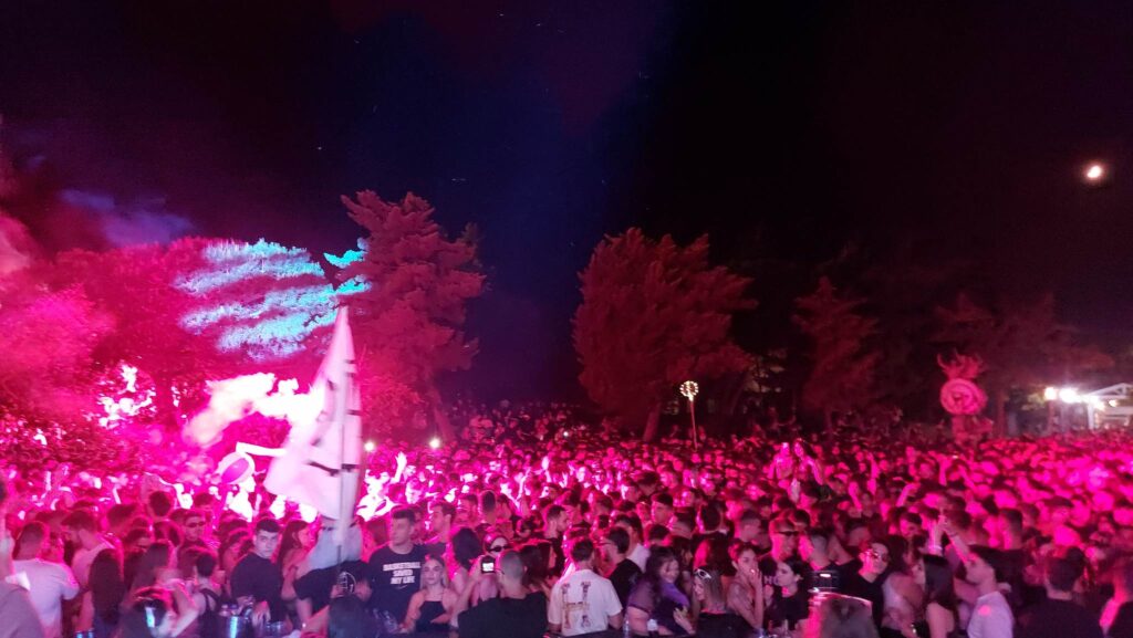 party_mixanologoi_bolos_3.jpeg party_mixanologoi_bolos_3.jpeg