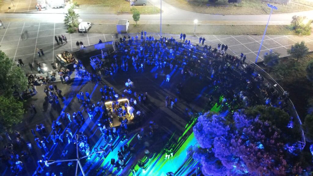 party_mixanologoi_bolos_5.jpeg party_mixanologoi_bolos_5.jpeg
