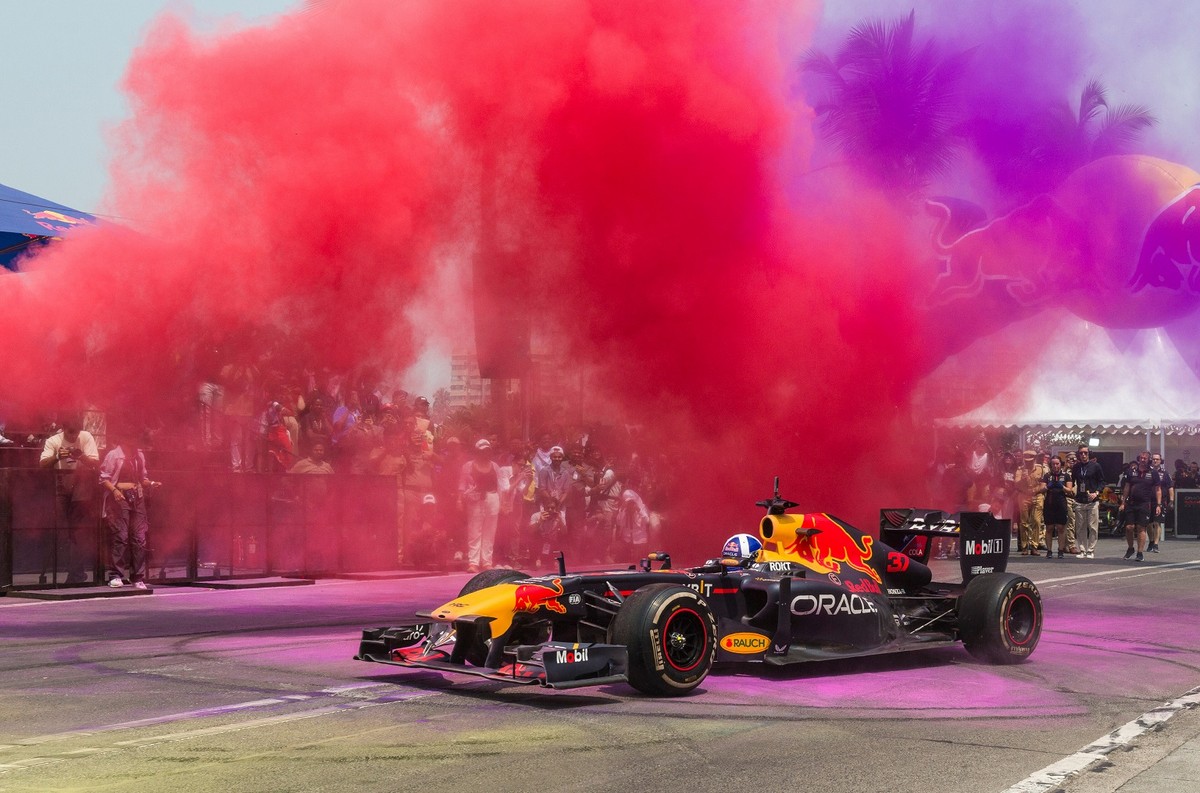 red-bull-thes-1.jpg