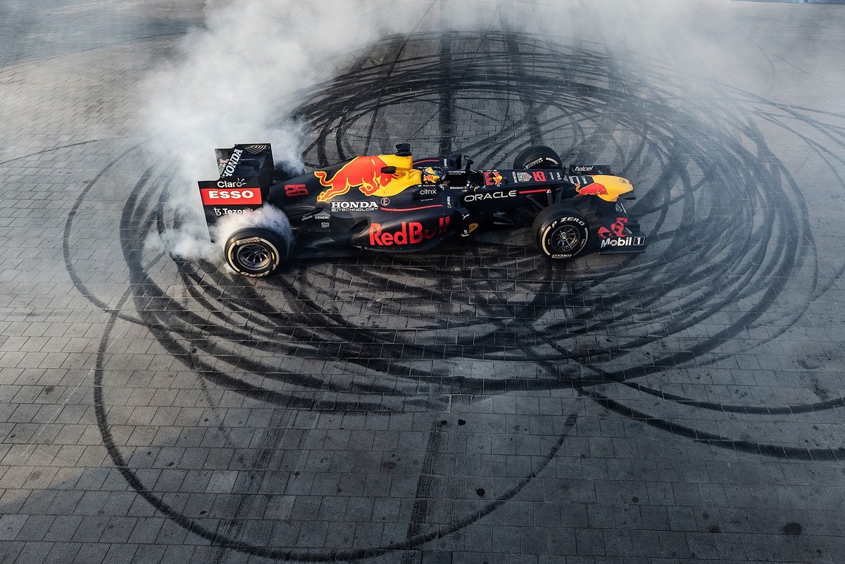 red-bull-thes-4.jpg