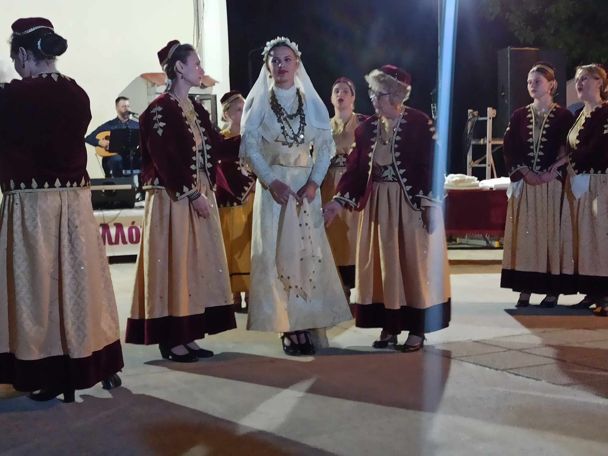 anabiosi_paradosiakoy_gamoy_nea_filadelfeia_1.jpg anabiosi_paradosiakoy_gamoy_nea_filadelfeia_1.jpg