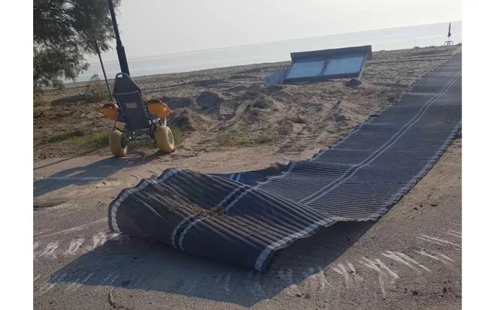 bandalismos_paralia_larisa_1.jpg bandalismos_paralia_larisa_1.jpg