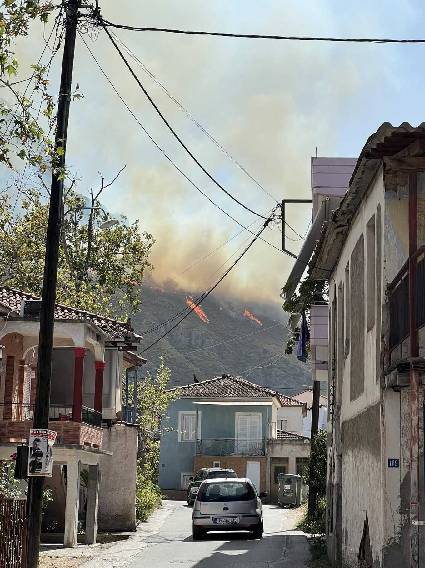 fotia-aigio2.jpg fotia-aigio2.jpg
