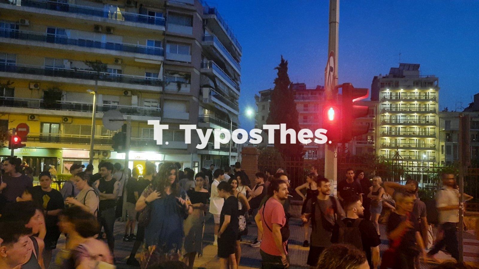 trans1.jpg trans1.jpg