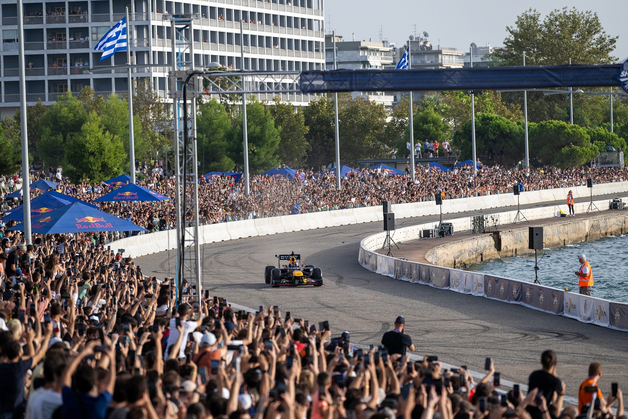 red_bull_showrun_by_alumil_post-event_8.jpg red_bull_showrun_by_alumil_post-event_8.jpg