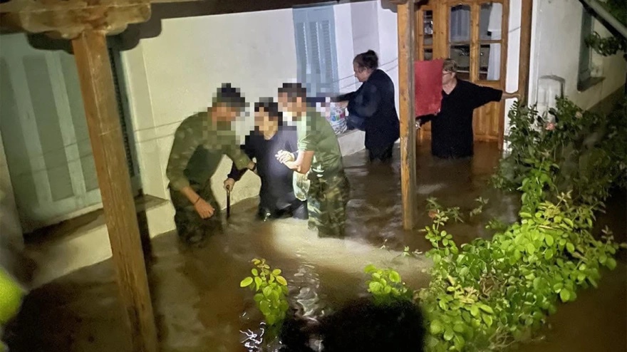 stratos_apegklobismoi_karditsa_5.jpg stratos_apegklobismoi_karditsa_5.jpg