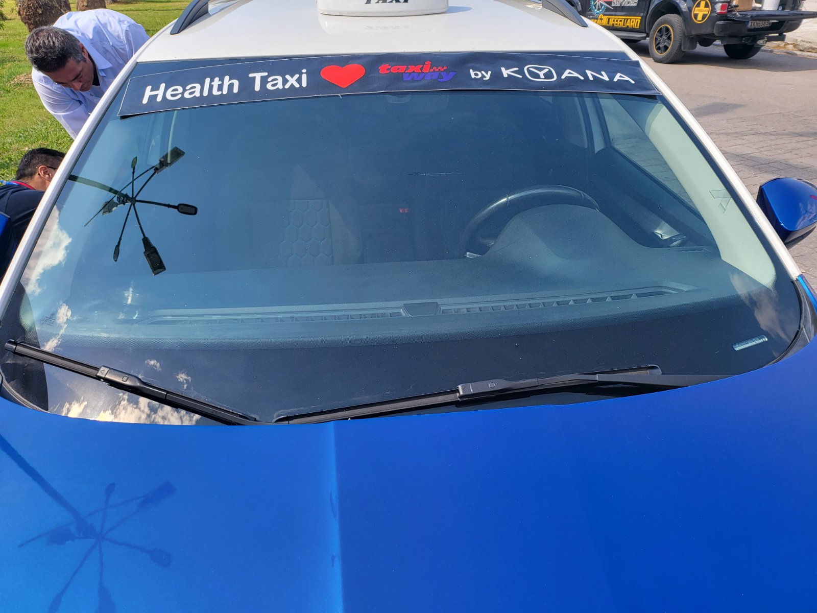 taxi_apinidotes_1.jpg taxi_apinidotes_1.jpg