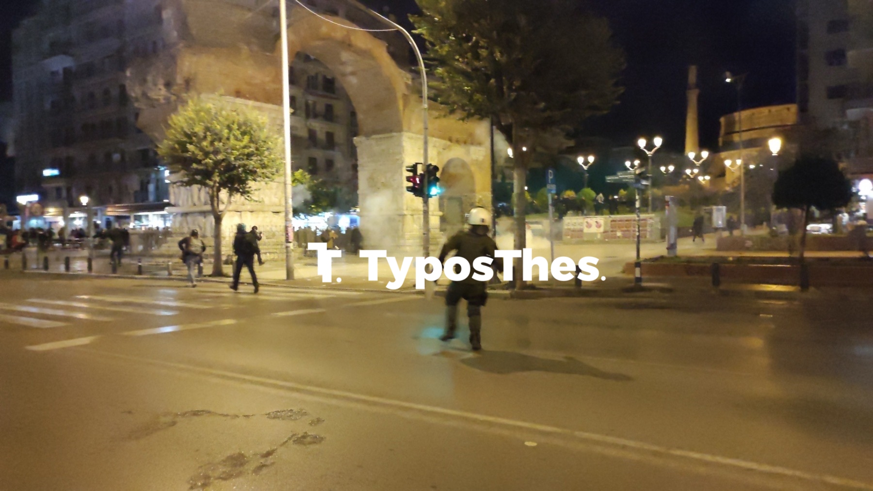 ep-polytexneio3.jpg ep-polytexneio3.jpg
