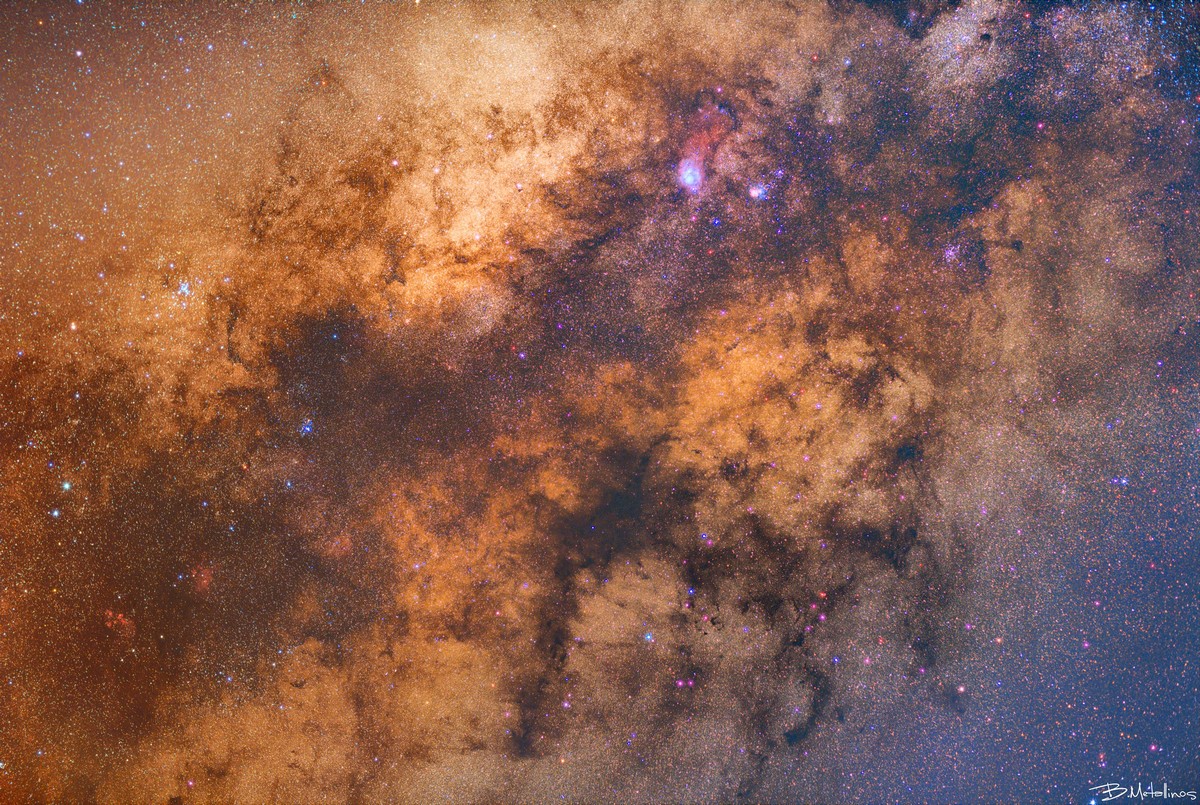 metallinos_galactic_horse_d_s.jpg metallinos_galactic_horse_d_s.jpg