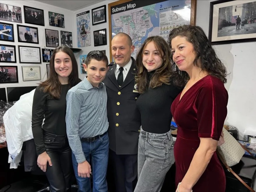 nypd_syntaxi_zeimpekiko_3.jpg nypd_syntaxi_zeimpekiko_3.jpg
