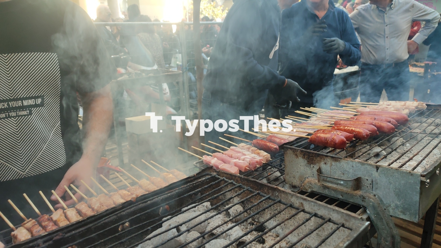 souvlakia.jpg souvlakia.jpg