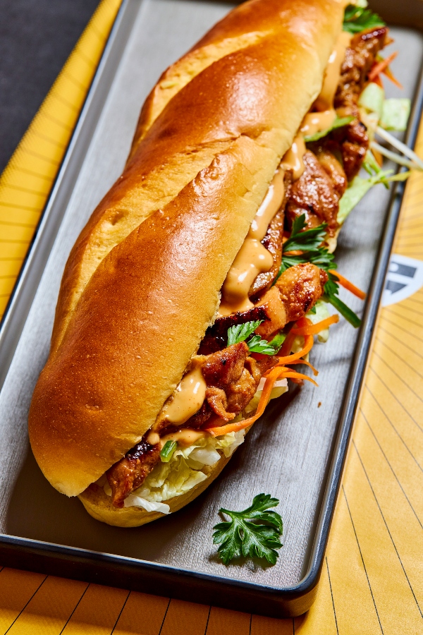 bahn_mi_me_marinarismenes_lorides_mosharisioy_angus.jpg bahn_mi_me_marinarismenes_lorides_mosharisioy_angus.jpg