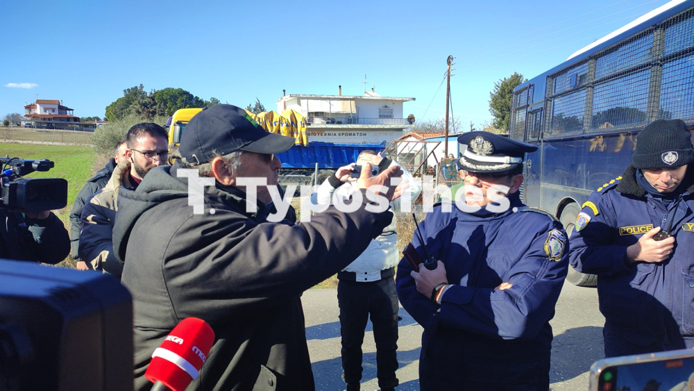 mploko_elas_agrotes_trakter_6.jpg mploko_elas_agrotes_trakter_6.jpg