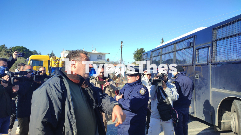 mploko_elas_agrotes_trakter_7.jpg mploko_elas_agrotes_trakter_7.jpg