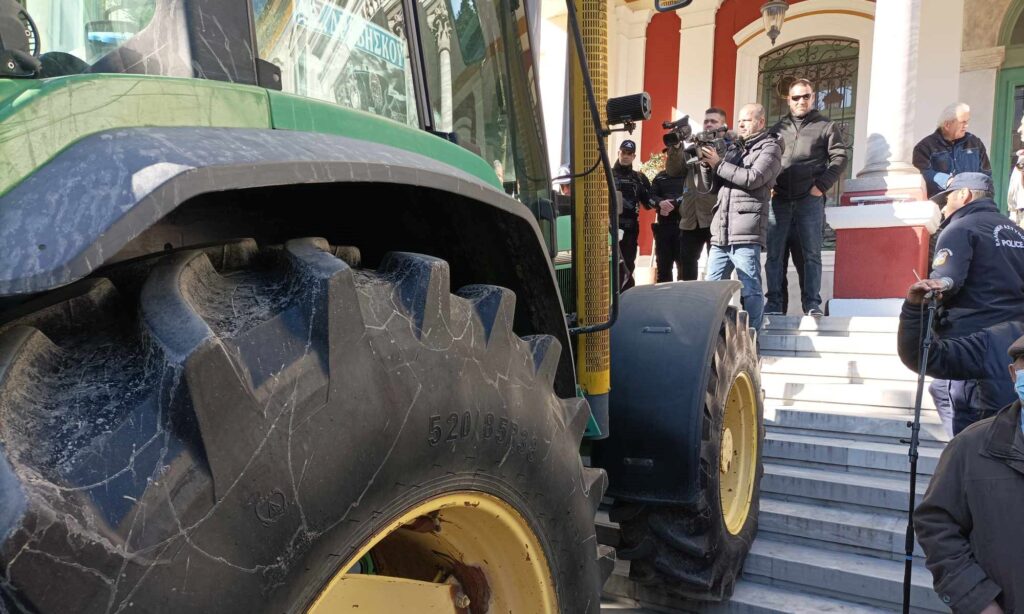 serres_agrotes_poreia_3.jpeg serres_agrotes_poreia_3.jpeg